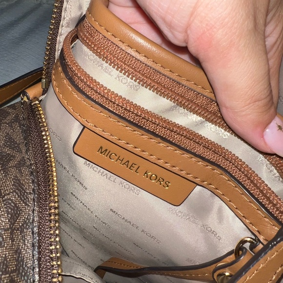 Michael Kors Backpack🎒 - Picture 4 of 6
